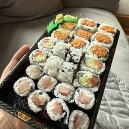 3 Rolls Lunch Special