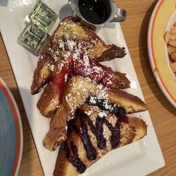 Lucy's Cafe - French Toast Flight - Vegetarian Near Me - Chicago, Illinois