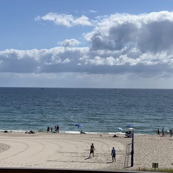Beach House - Bars Near Me - Pompano Beach, Florida