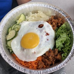 Kim's Koreans Foods - Spicy pork Bibimbap