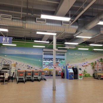 iFresh Supermarket - Entrance inside the market - International Grocery Near Me - North Miami Beach, Florida iFresh Supermarket - Entrance inside the market - International Grocery Near Me - North Miami Beach, Florida