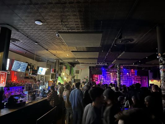 HI-FI Indy & HI-FI Annex by null