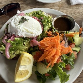 Fratelli Cafe - Avocado toast - Coffee & Tea Near Me - Los Angeles, California Fratelli Cafe - Avocado toast - Coffee & Tea Near Me - Los Angeles, California