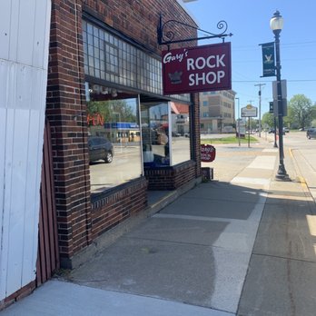 Gary's Rock Shop - Jewelry Near Me - Viroqua, Wisconsin Gary's Rock Shop - Jewelry Near Me - Viroqua, Wisconsin