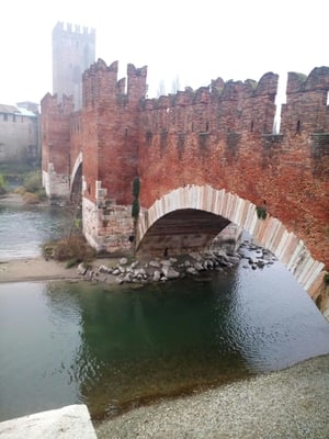 Castelvecchio Bridge by null
