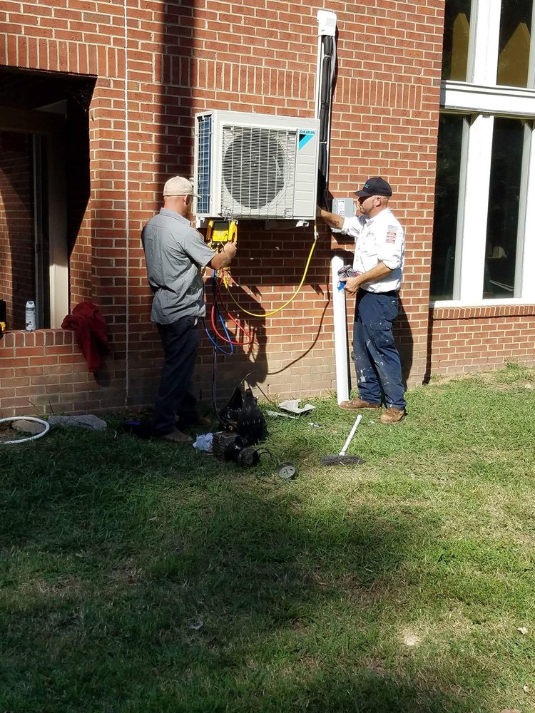 Slide of Holliday Plumbing, Heating & Air