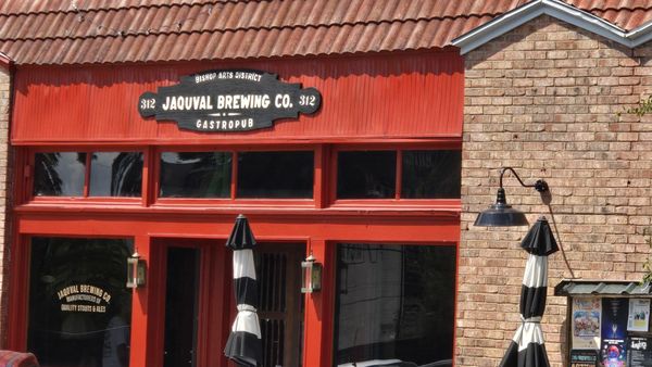Jaquval Gastropub & Brewery by null