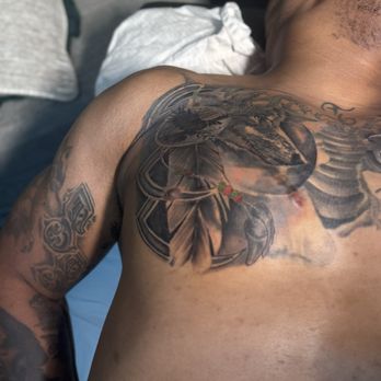 Royalty Tattooing - Tattoo Near Me Royalty Tattooing - Tattoo Near Me