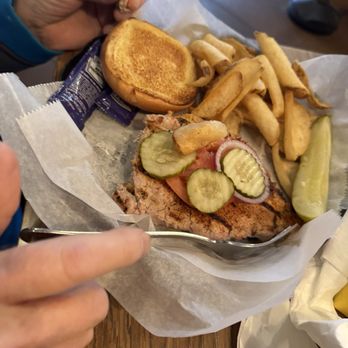 Parky's Smokehouse - Potatoes and the grilled loin - Barbeque Near Me - Lebanon, Indiana