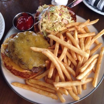 Milestone - Cheeseburger was Nice and Juicy and cooked to "Perfection" - American Near Me - El Dorado Hills, California