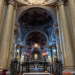 Santuario Madonna di San Luca - @endoedibles on Instagram 03/03/24