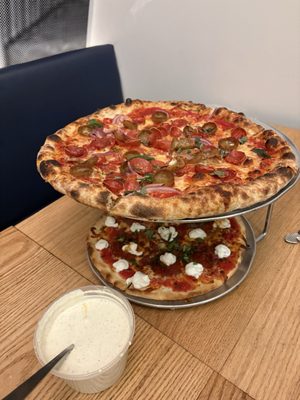 Zoli's Pizza by null