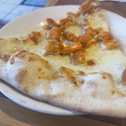 Pizza Bono - Buffalo Chicken pizza
