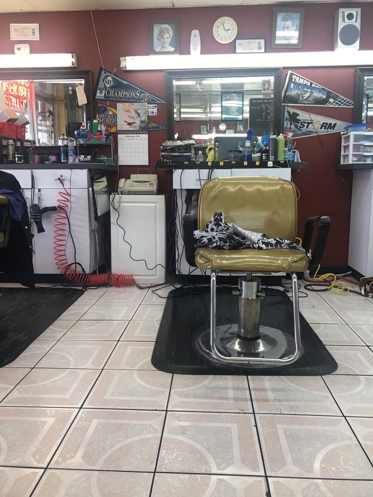 Horizon Park Barber Unisex Logo