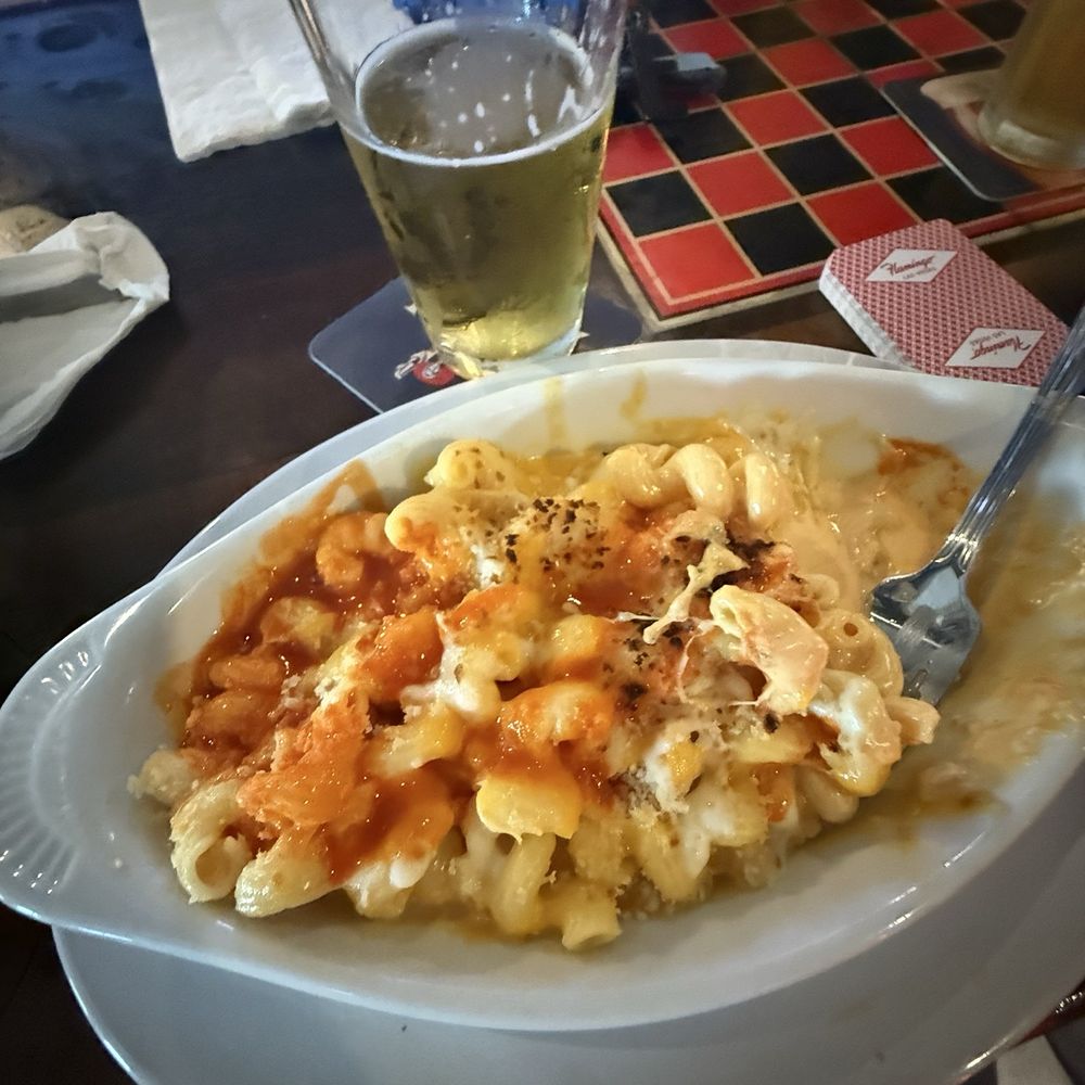 My Way Tavern - Buffalo Chicken Mac - Sports Bars Near Me - Holly Springs, North Carolina My Way Tavern - Buffalo Chicken Mac - Sports Bars Near Me - Holly Springs, North Carolina
