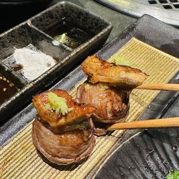 Chubby Cattle - Eel wagyu nigiri - Barbeque Near Me - Monterey Park, California Chubby Cattle - Eel wagyu nigiri - Barbeque Near Me - Monterey Park, California