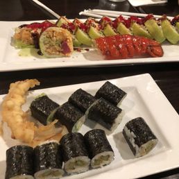 King Lobster Roll + Veggie Roll King Lobster Roll + Veggie Roll
