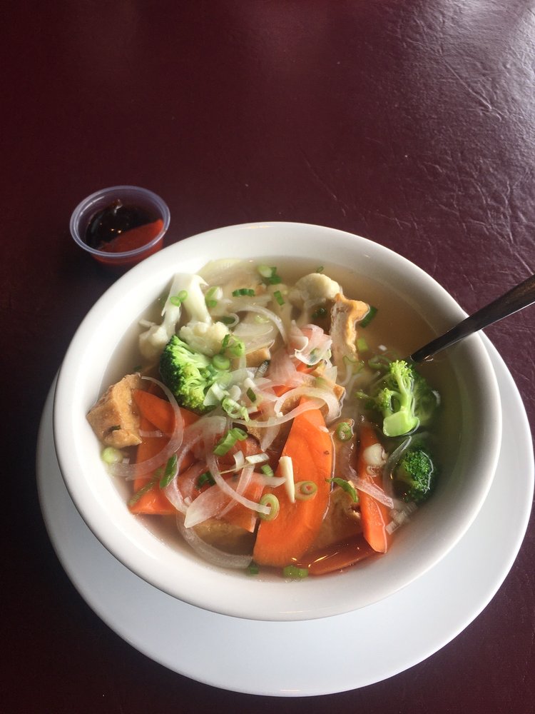 Regina Pho Restaurant Logo