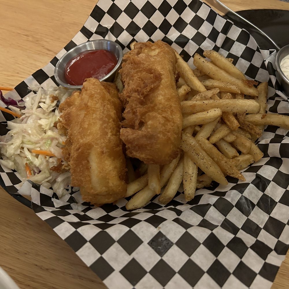 Packers Kitchen + Bar - Fish and chips - Seafood Near Me - Blaine, Washington Packers Kitchen + Bar - Fish and chips - Seafood Near Me - Blaine, Washington