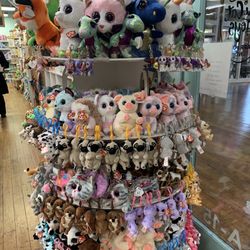 Ali Cat - Big eyed stuffed animals