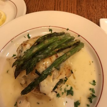 The Berghoff Restaurant - Bars Near Me - Chicago, Illinois