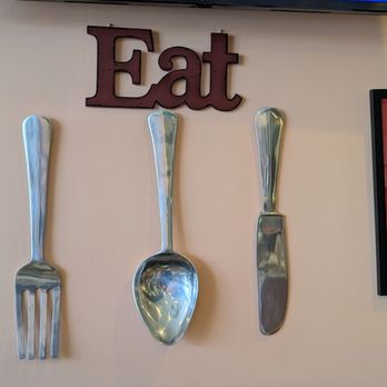 Nova's Grill - Fast Food Near Me - Covina, California
