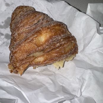 Rocklin Donuts & Cinnamon - Cinnamon Sugar Croissant - my favorite 10 million stars! - Donuts Near Me - Rocklin, California Rocklin Donuts & Cinnamon - Cinnamon Sugar Croissant - my favorite 10 million stars! - Donuts Near Me - Rocklin, California