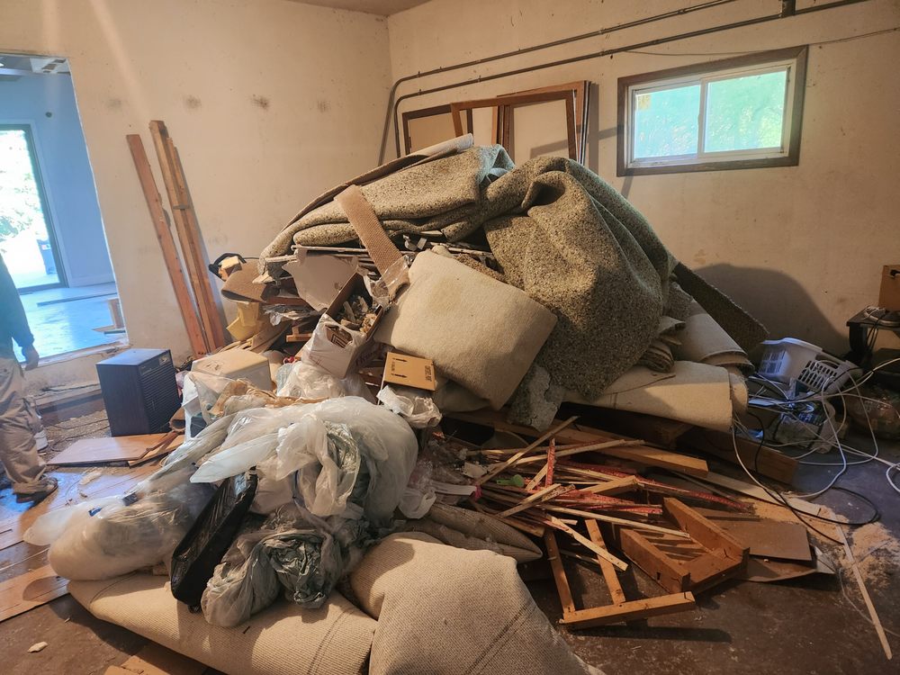 RAPID JUNK REMOVAL 6101 Beard Ave N, Brooklyn Center, Minnesota