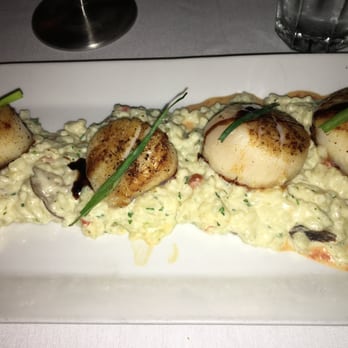 North End Kitchen & Bar - Seared Scallops w/ wild mushroom risotto - New American Near Me - Roswell, Georgia North End Kitchen & Bar - Seared Scallops w/ wild mushroom risotto - New American Near Me - Roswell, Georgia