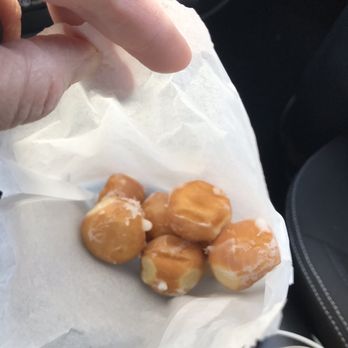 William's Croissant & Donuts - Complimentary Donut Holes - Donuts Near Me - Sherman Oaks, California