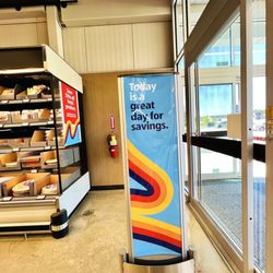 ALDI - Entrance