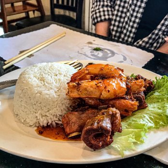 Ngự Bình Restaurant - 7. Cơm Sườn Tôm Riêm - Vietnamese Near Me - Westminster, California Ngự Bình Restaurant - 7. Cơm Sườn Tôm Riêm - Vietnamese Near Me - Westminster, California
