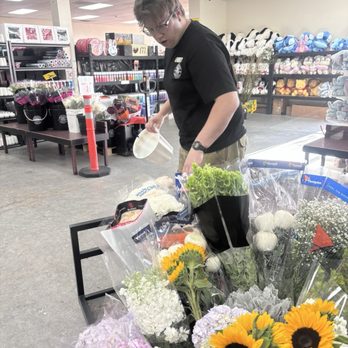 United Flower Wholesale - Floral Designers Near Me - Pomona, California United Flower Wholesale - Floral Designers Near Me - Pomona, California