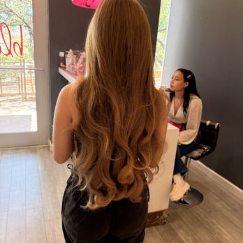 Sol Styles - Bouncy blowout - Hair Stylists Near Me Sol Styles - Bouncy blowout - Hair Stylists Near Me