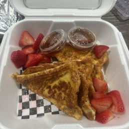 The french toast was PERFECT. The pic doesn't do it justice- it was sooo fluffy! The french toast was PERFECT. The pic doesn't do it justice- it was sooo fluffy!