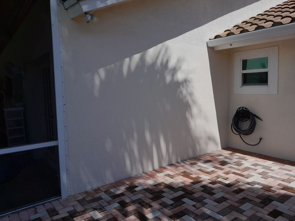 Slide of Supreme Team Handyman Services