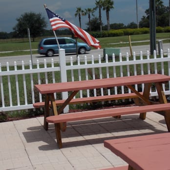 Coral Ridge Inn - Hotels Near Me - Davenport, Florida Coral Ridge Inn - Hotels Near Me - Davenport, Florida