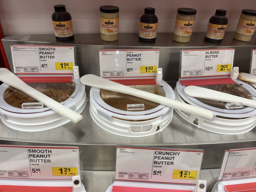 BULK BARN Updated October 2024 3003 Danforth Ave, Toronto, Ontario Dollar Store Phone