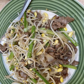 Porridge & Things - Yellow bean sprouts stir fry beef - Chinese Near Me - Millbrae, California