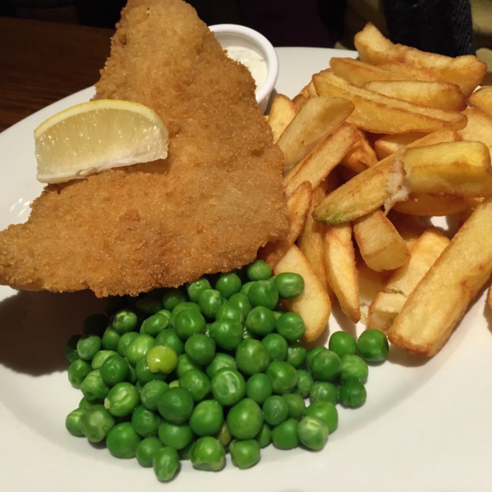 Whistling Wren - Plaice chips peas - Pubs Near Me - Leigh, XGM Whistling Wren - Plaice chips peas - Pubs Near Me - Leigh, XGM