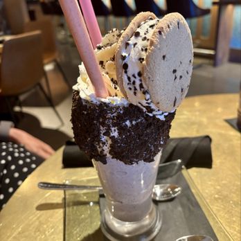 HOLSTEINS - N/A Cookies & Cream - Burgers Near Me - Las Vegas, Nevada HOLSTEINS - N/A Cookies & Cream - Burgers Near Me - Las Vegas, Nevada