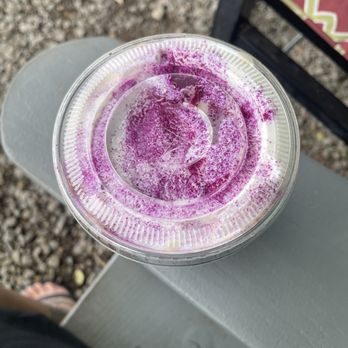 Vida’s coffee - My first Ube Latte... addicted immediately - Food Trucks Near Me - Lahaina, Hawaii Vida’s coffee - My first Ube Latte... addicted immediately - Food Trucks Near Me - Lahaina, Hawaii