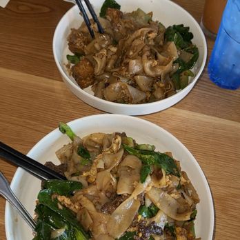 Daisy Mint - Thai Near Me - Pasadena, California
