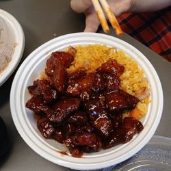 Asian Yummy - Boneless spareribs lunch portion combo