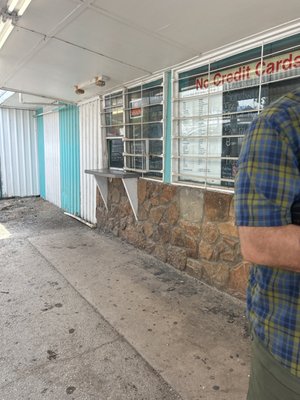 Larry's Better Burger Drive-In by null