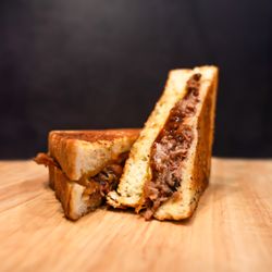 Serve & Swig - Custom sandwich
