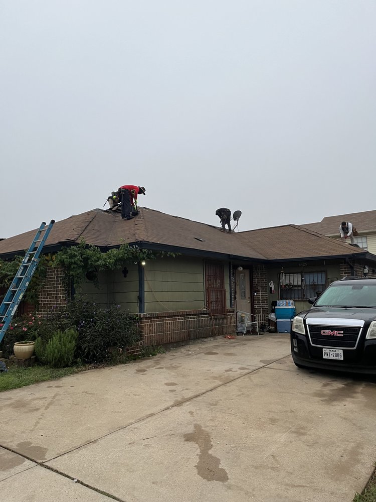 Slide of Elite Roofing DFW