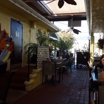Egg Plantation - Side Patio - Breakfast & Brunch Near Me - Newhall, California