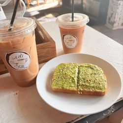 A Cup Full Cafe - Avocado toast with everything bagel seasoning and a vanilla iced latte