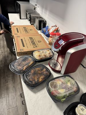 Anthony's Coal Fired Pizza & Wings by null